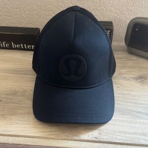 Lululemon hat